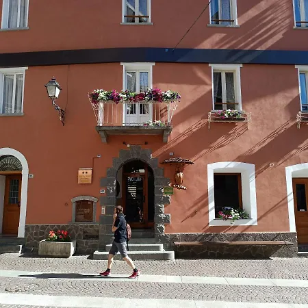 Hotell Gufo Bormio