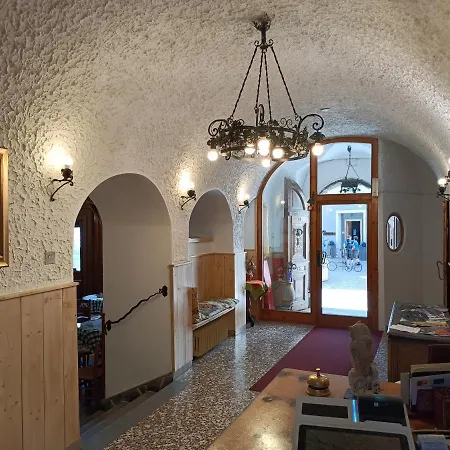 Hotel Gufo Bormio