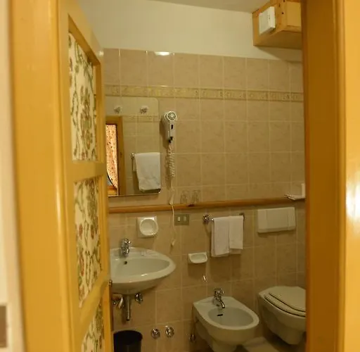 Gufo Hotell 3*