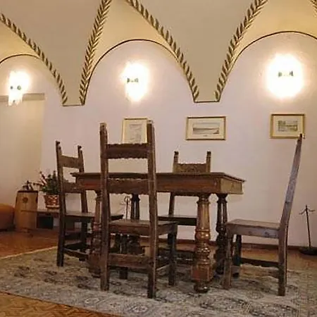 Gufo Hotel